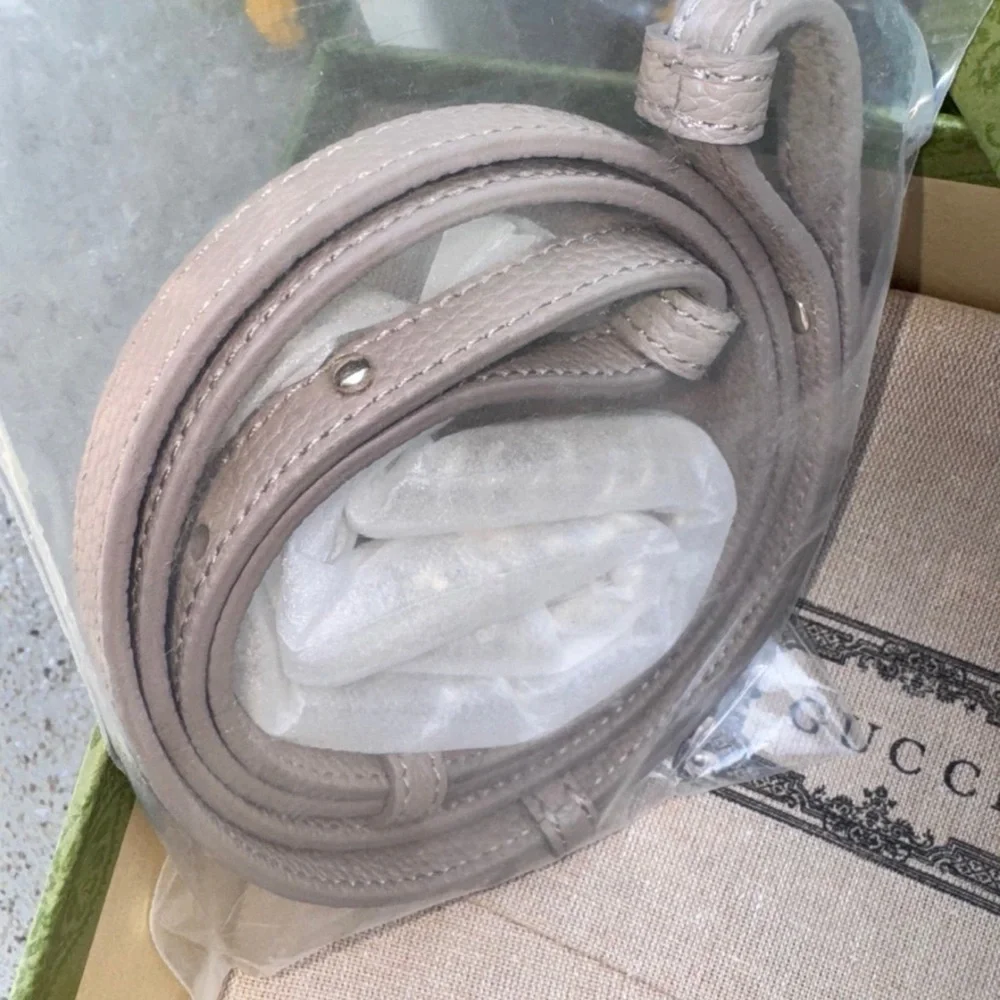 GUCCI GG EMBLEM SMALL LEATHER SHOULDER BAG TAUPE - Picture 12 of 13